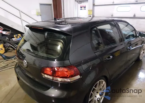 2013 Volkswagen Gti z USA, uszkodzony, nr VIN WVWHD7AJ6DW013040